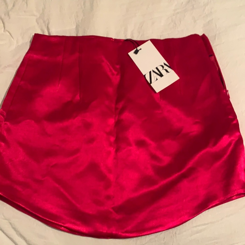NWT Zara Satin effect pink mini skirt